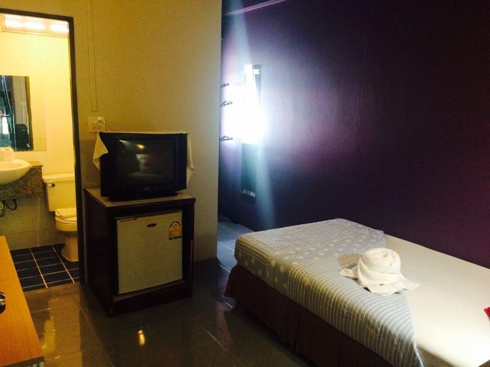 Rooms@Krabi Guesthouse Bagian luar foto