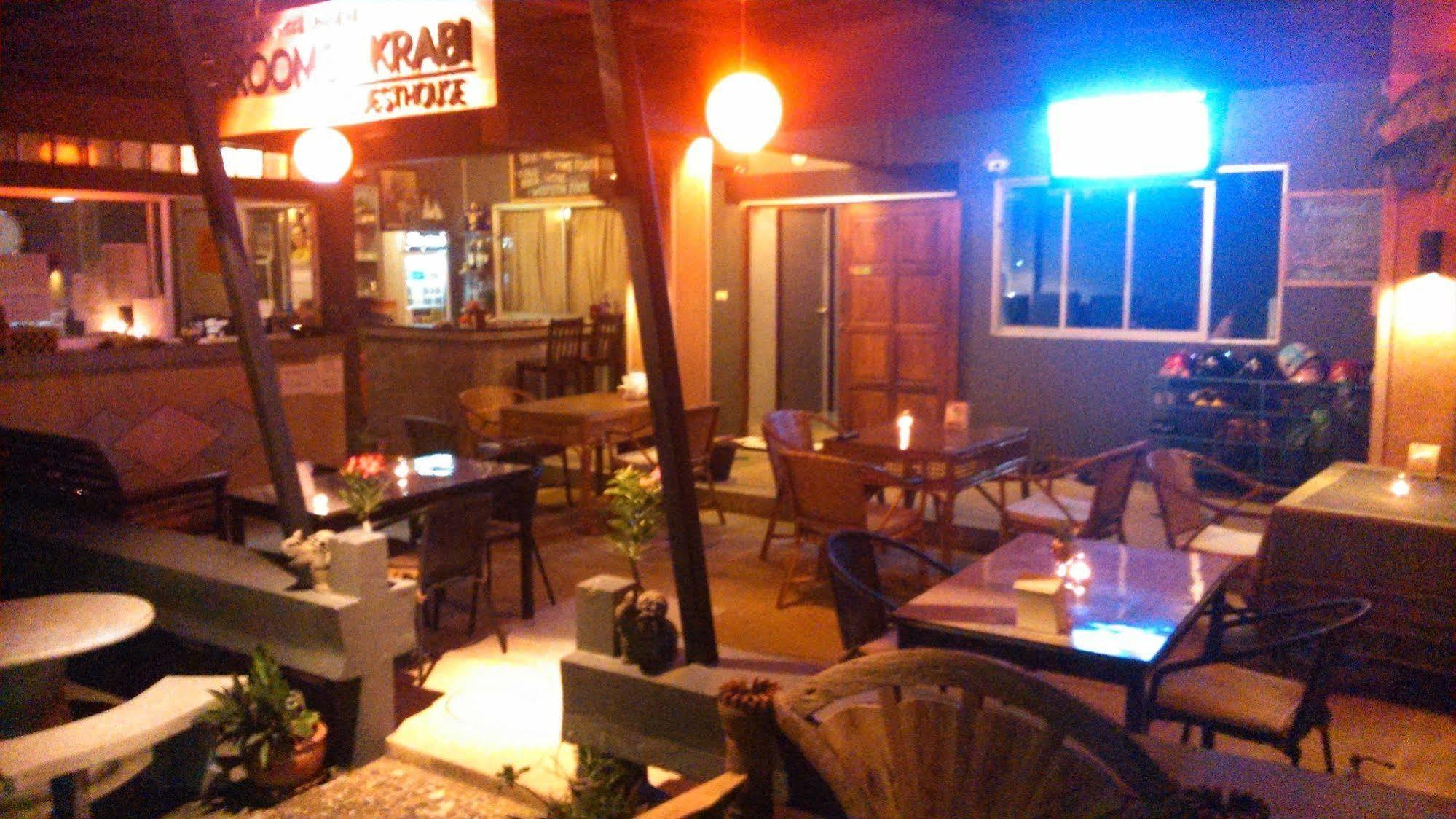 Rooms@Krabi Guesthouse Bagian luar foto